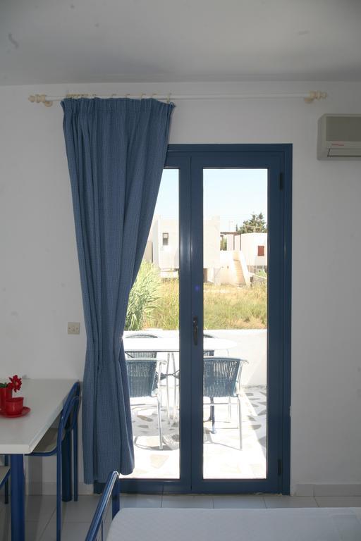 Gorgona Studios Livadi  Oda fotoğraf